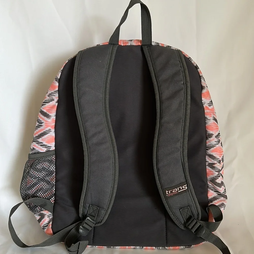 Jansport Backpack Pink and Black Pattern Adjustable Padded Straps Zipper Closure